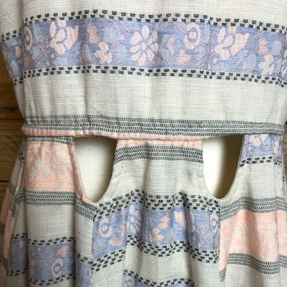 Chelsea & Violet halter top dress(one piece) - Picture 4 of 7